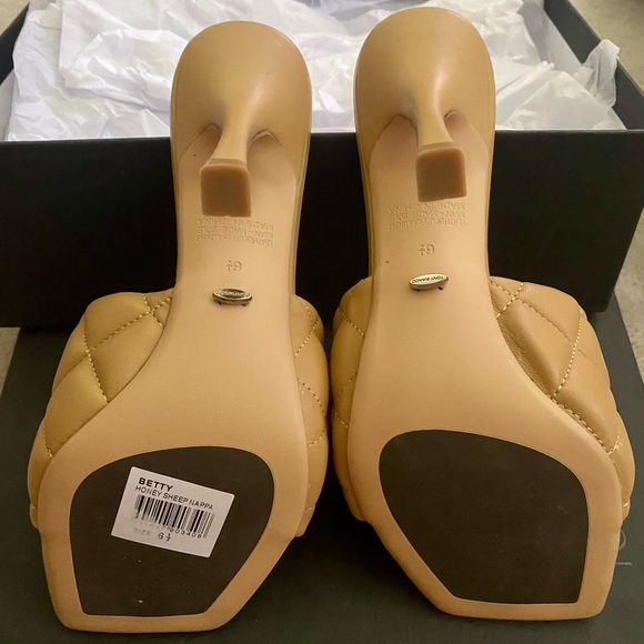 Tony Bianco Betty Honey Sheep Nappa Heels 6.5 NIB - Picture 3 of 3